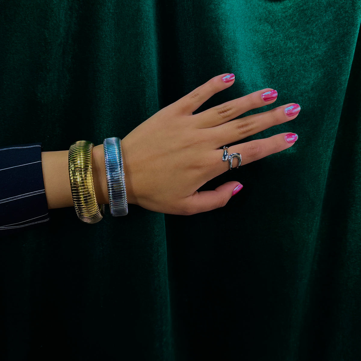 Galactic Twist Anillo