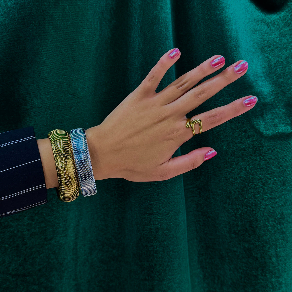 Galactic Twist Anillo