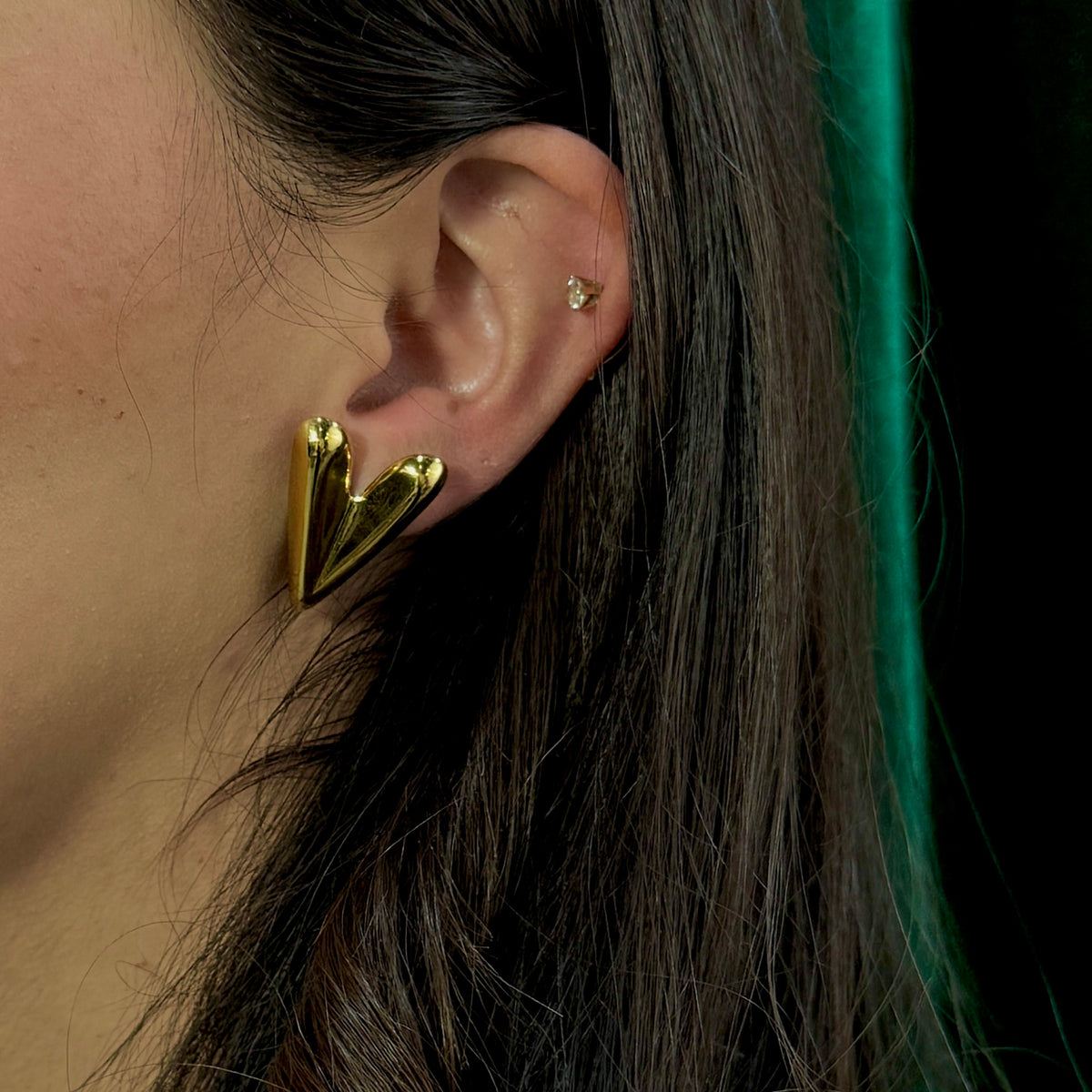 Guardian Heart Aretes