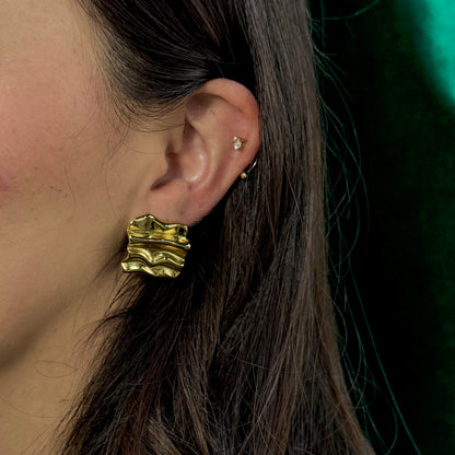 Nebula Glow Aretes