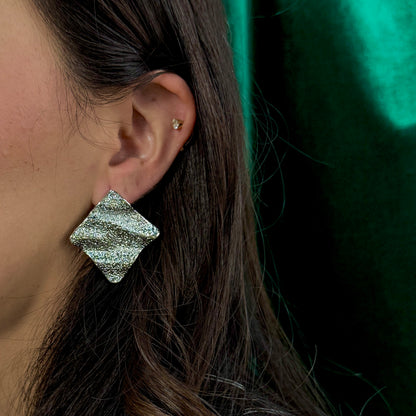 Astro Rebel Aretes