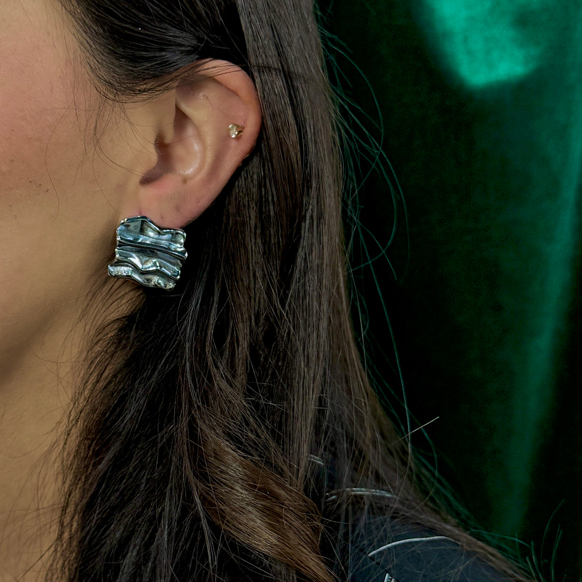 Nebula Glow Aretes