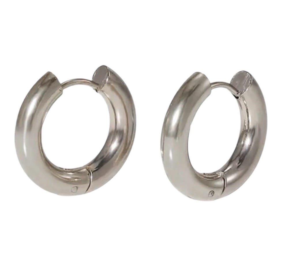 Lunar Orbit Aretes